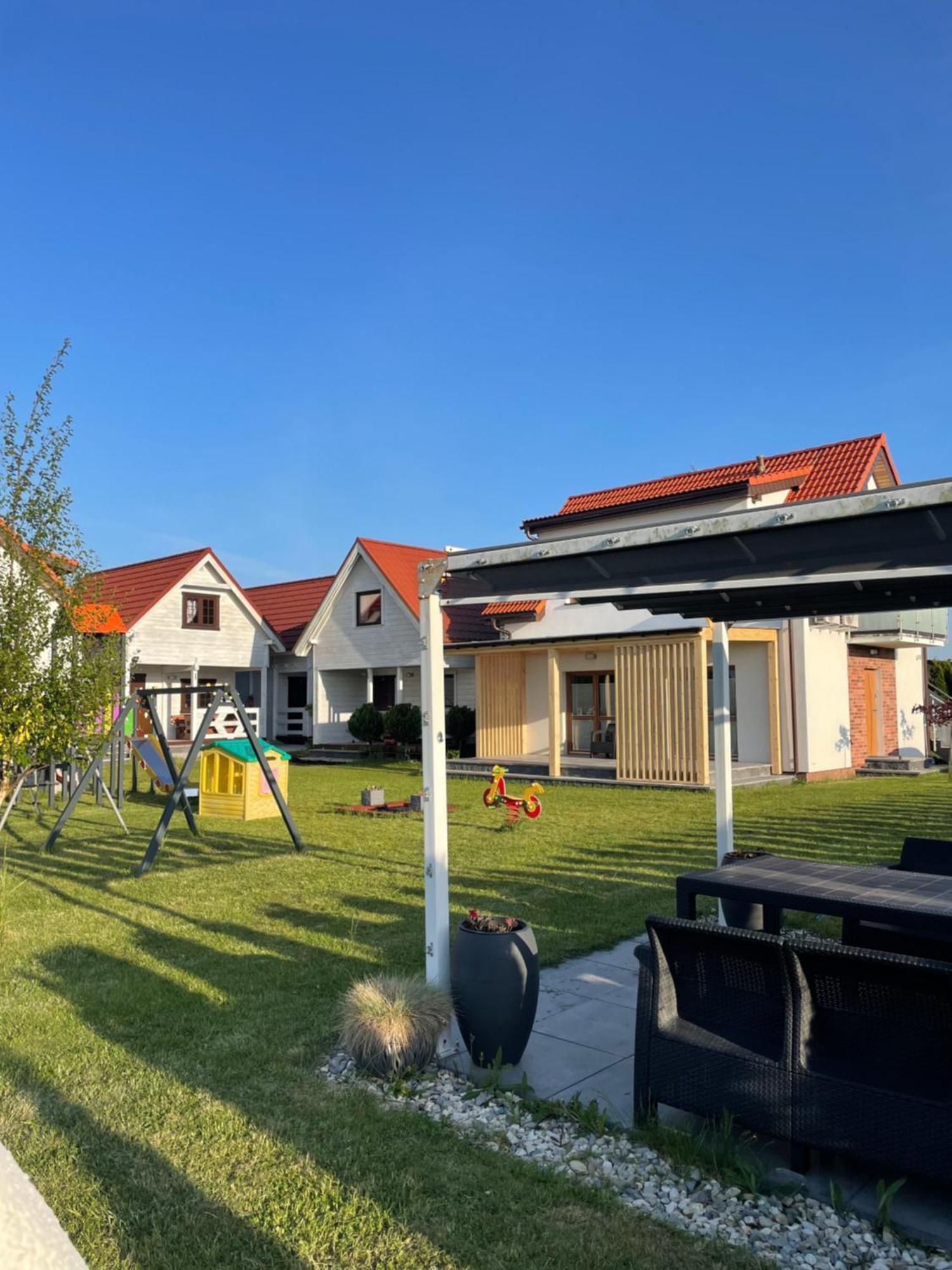 Morski Zakatek Apartamenty Rowy  Exterior photo